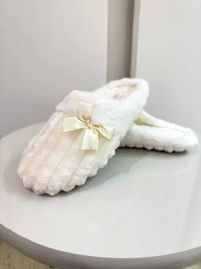 Pantufa Fleece Vanilla